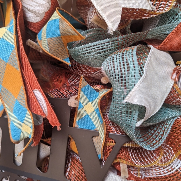 Fall wreath - Family - Picture 3 of 4